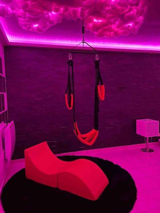 Jeu De Regards - Jacuzzi/Balneo Apartment Courcouronnes Bagian luar foto
